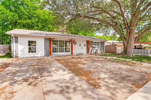 1625 Proctor Drive, Grand Prairie, TX 75051