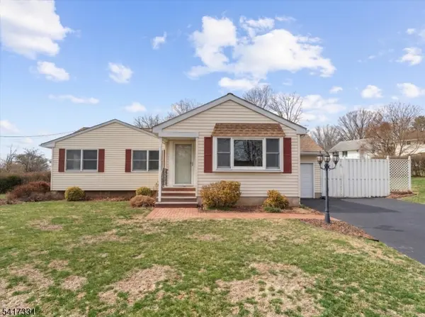 35 Marudy Dr, Clinton Town, NJ 08809