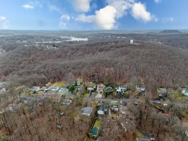 130 Valley View Dr, Rockaway Twp., NJ 07866