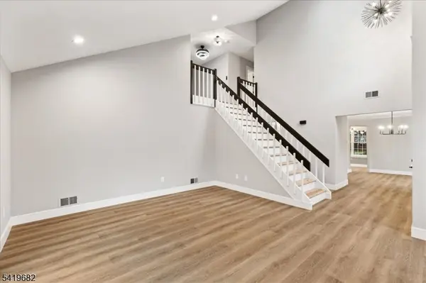 21A Andover Cir, Montgomery Twp., NJ 08540