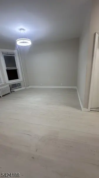 354 Dakota St, Paterson City, NJ 07503