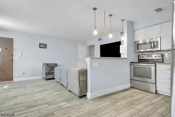 1003 Unicorn Way #H1, Clifton City, NJ 07011