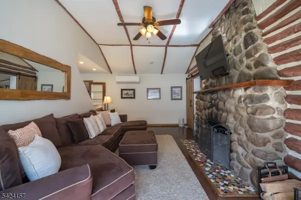 10 Lake Trl E, Wayne Twp., NJ 07470