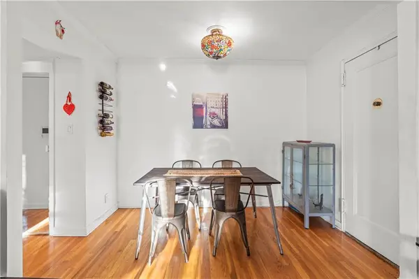 2280 Burnett ST #2J, Brooklyn, NY 11229