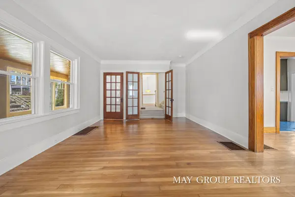 28 Benjamin AVE SE, City Of Grand Rapids, MI 49506