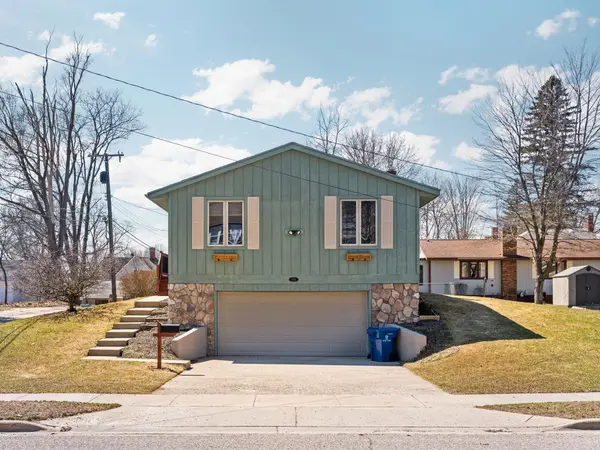 410 Oak ST, Cadillac, MI 49601