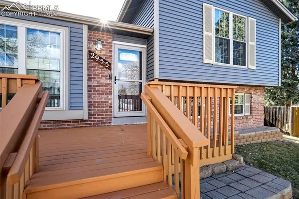 2955 Reuben DR, Colorado Springs, CO 80918