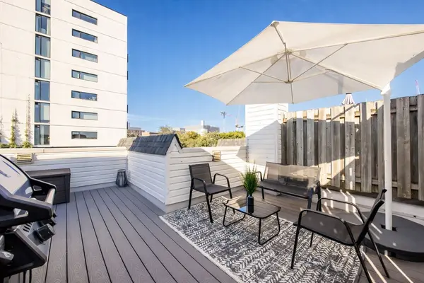 43 Sudbury ST #4304, Toronto C01, ON M6J 3W6