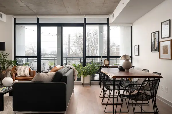 1238 Dundas ST E #403, Toronto E01, ON M4M 1S3