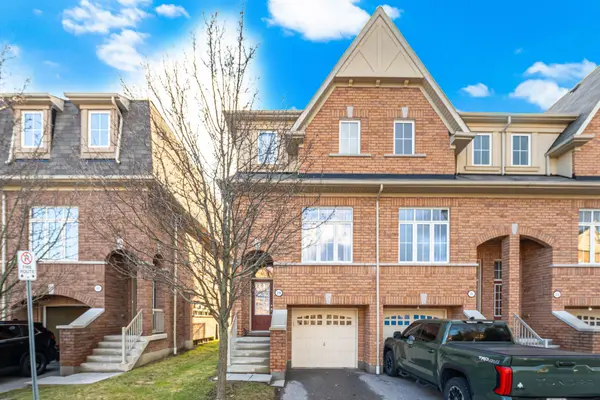 28 Burtonbury LN, Ajax, ON L1Z 0C9