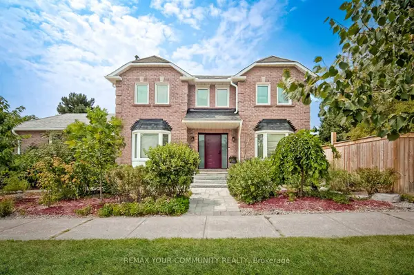 2 Kirkland CT, Richmond Hill, ON L4C 9J1