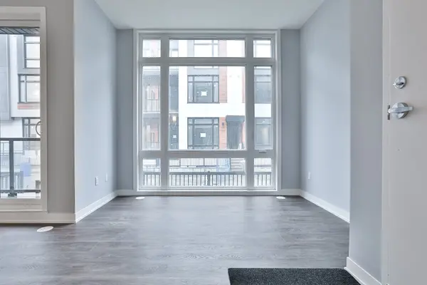 2 Steckley House LN #906, Richmond Hill, ON L4S 1M4