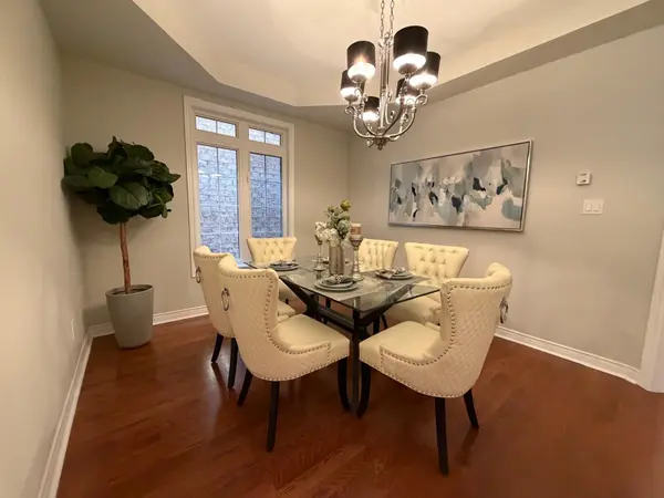 450 Worthington AVE #3, Richmond Hill, ON L4E 0E5