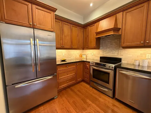 450 Worthington AVE #3, Richmond Hill, ON L4E 0E5