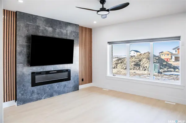 462 Nazarali MANOR, Saskatoon, SK S7V 1X4