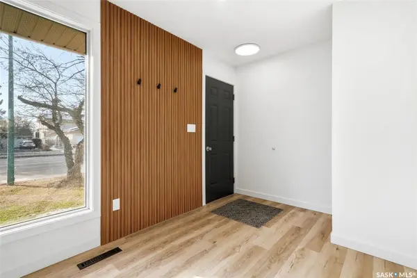 259 Broad STREET N, Regina, SK S4P 0J3