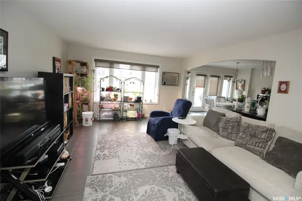 131 Pringle CRESCENT, Saskatoon, SK S7T 0S3