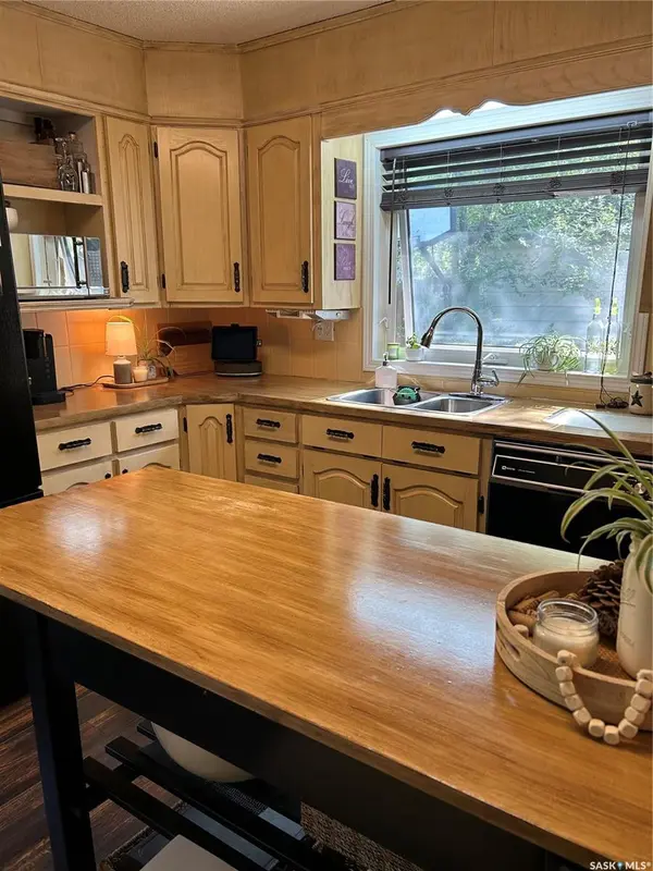 1533 Thorn CRESCENT, Estevan, SK S4A 1N7