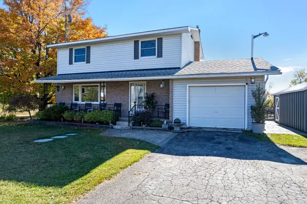 1053 Mitchell RD, Lanark Highlands, ON K0G 1K0