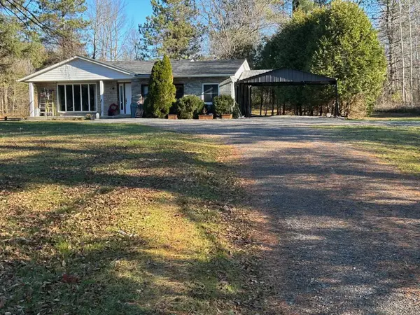 109 Perth ST, Rideau Lakes, ON K0G 1E0