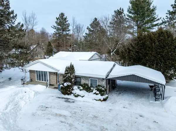 109 Perth ST, Rideau Lakes, ON K0G 1E0