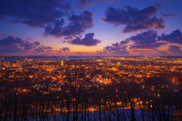 91 Mountain Park AVE, Hamilton, ON L9A 1A1