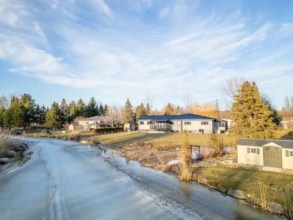 6254 Poplar ST, South Glengarry, ON K0C 1E0