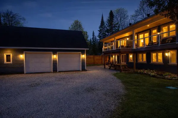 37 Silver Lake CRES, South Bruce Peninsula, ON N0H 2G0