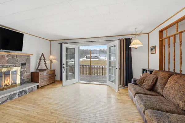 301 Hybla RD, Hastings Highlands, ON K0L 1C0