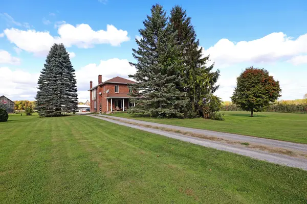 704 CLIFFORD SIDE RD, Mcnab/braeside, ON K7V 3Z4