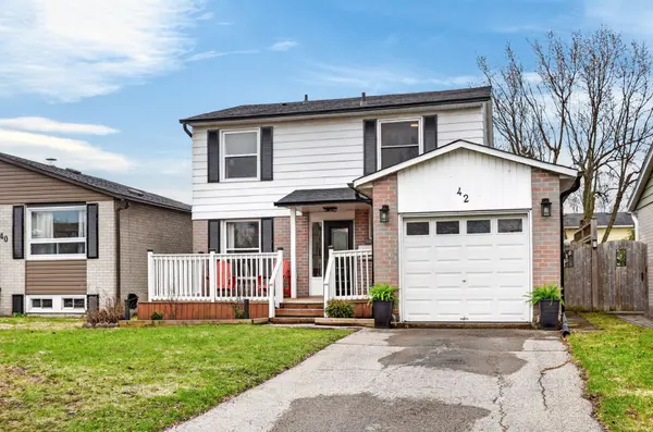 42 Arthur Mark DR, Port Hope, ON L1A 3X1