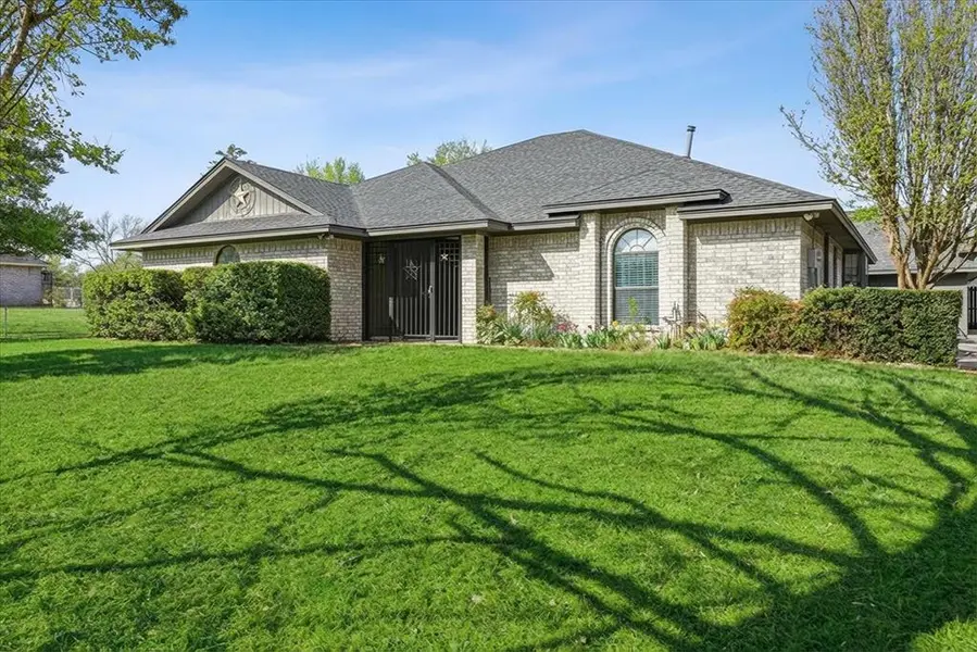 1815 Dicey Road, Weatherford, TX 76085