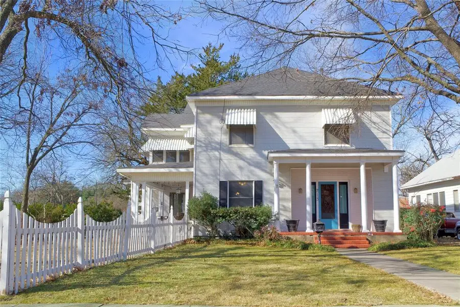 213 CLEMENTS, Gainesville, TX 76240