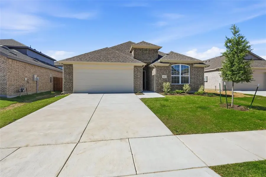 122 Patrick Henry Drive, Venus, TX 76084