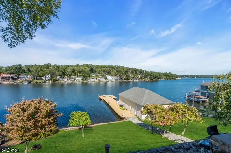 363 Lakeside Blvd, Hopatcong Boro, NJ 07843