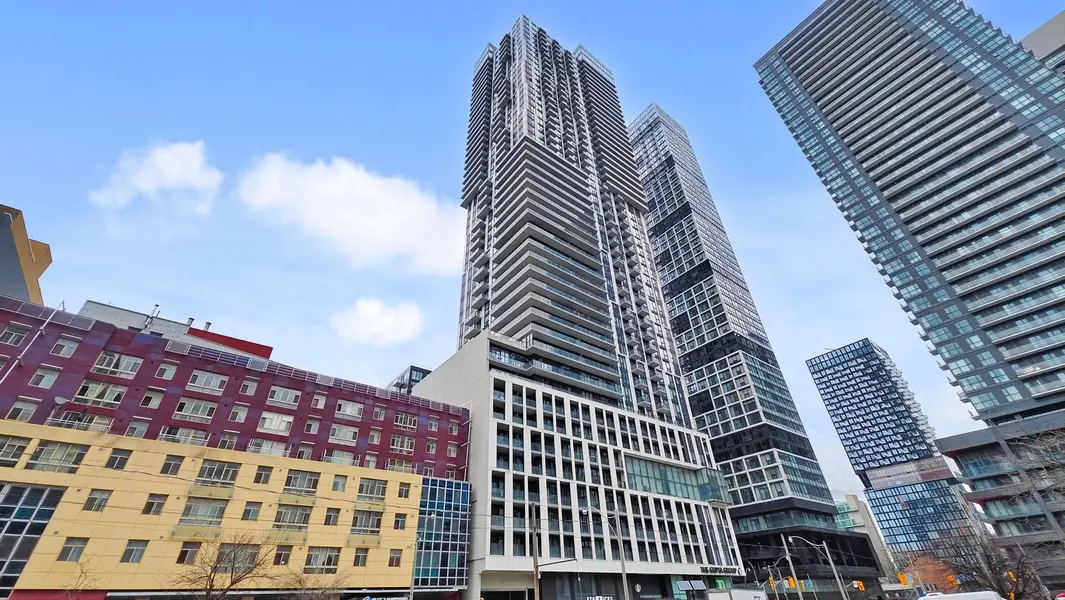 251 Jarvis ST #1413, Toronto C08, ON M5B 0C3