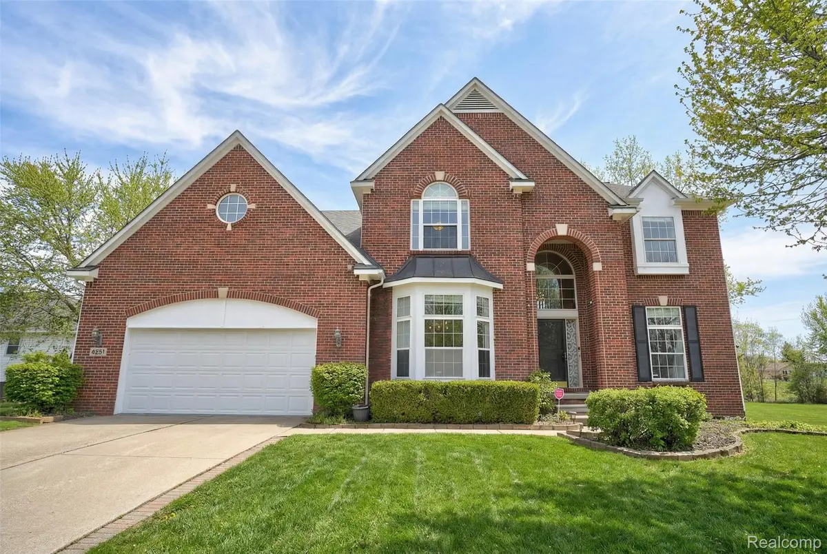 4337 Meadowbrook CT, Grand Blanc Charter Township, MI 48439