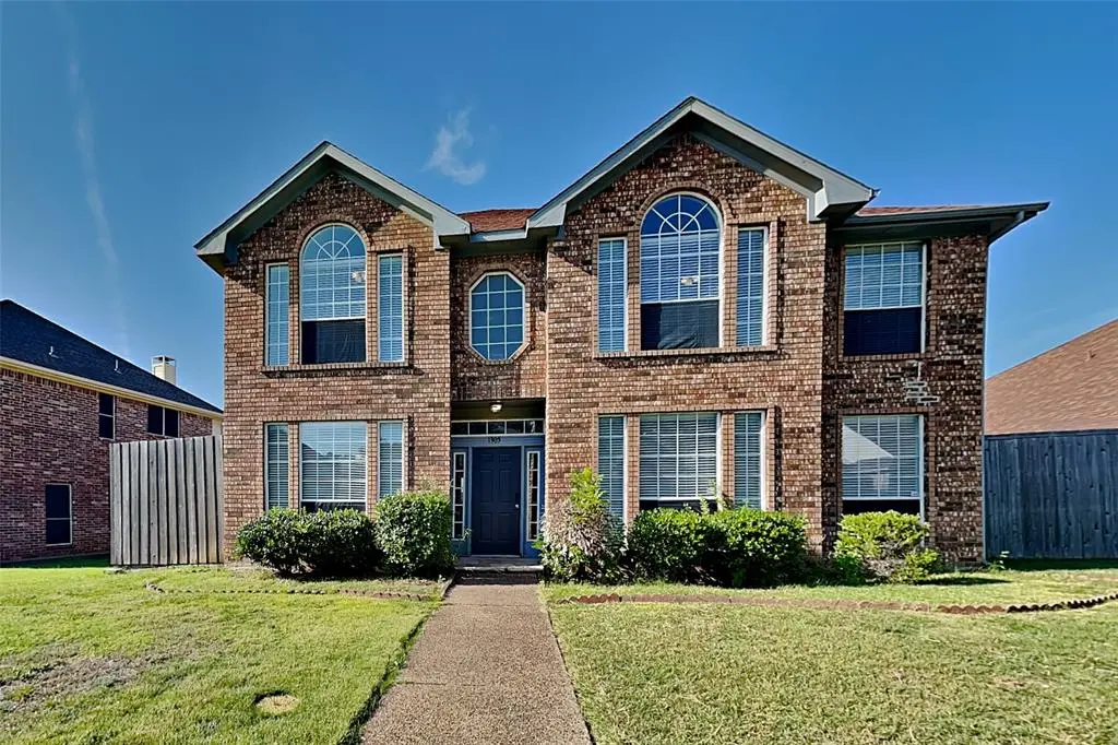1305 Barclay Drive, Carrollton, TX 75007