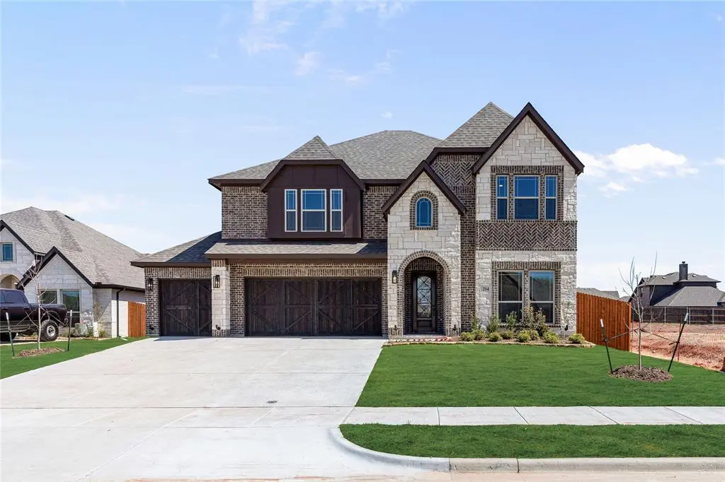 214 Memory Lane, Waxahachie, TX 75165