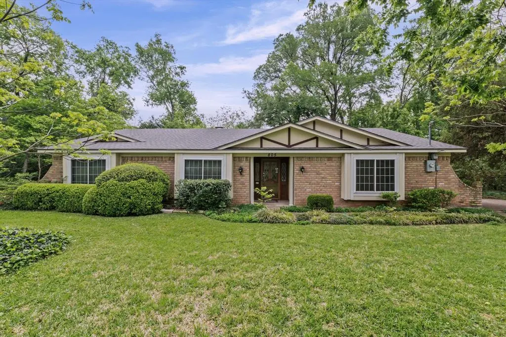 805 Evelyn Drive, Lorena, TX 76655