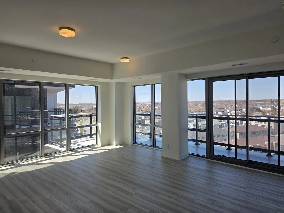 51 Clarington BLVD #912, Clarington, ON L1C 7J8