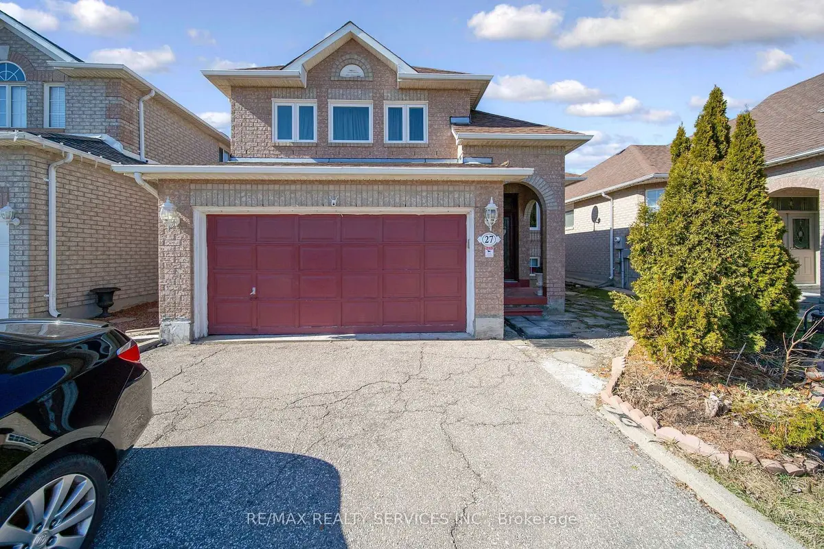 27 Suncrest DR, Brampton, ON L6X 4L5