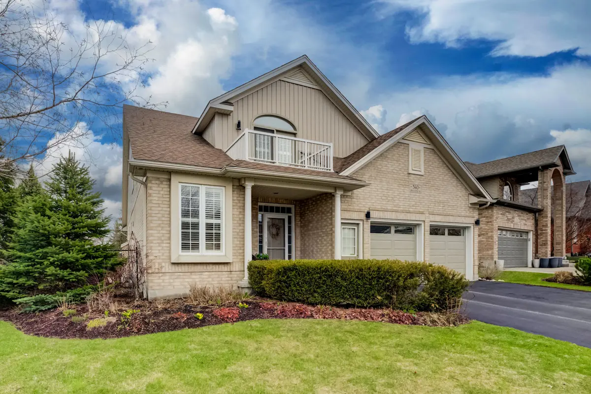 560 Springwater DR, Waterloo, ON N2V 2K6