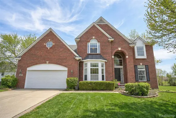 4337 Meadowbrook CT, Grand Blanc Charter Township, MI 48439