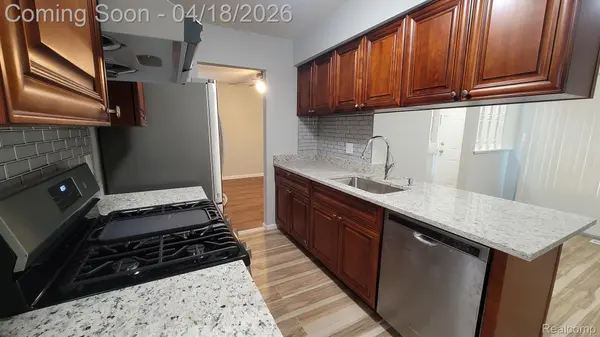 17676 ADDISON ST, Southfield, MI 48075