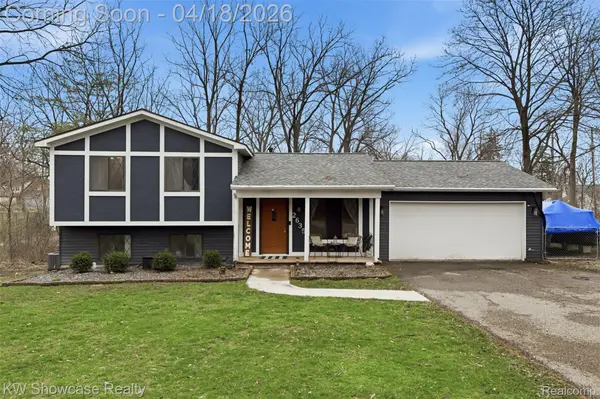 2635 Silverdown CT, Waterford Charter Township, MI 48328