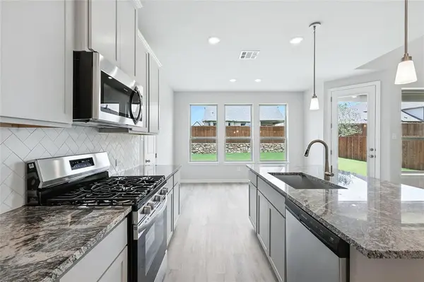 509 Hummingbird Lane, Van Alstyne, TX 75495