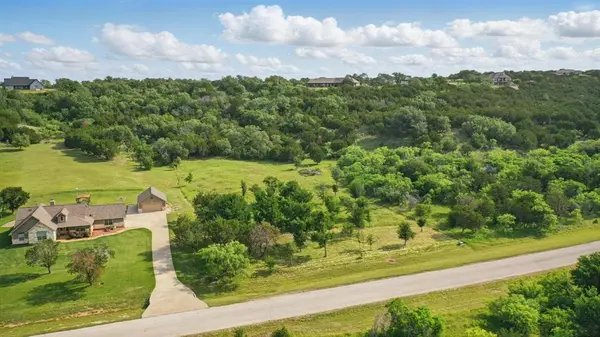 1417 Evening Primrose Drive, Graford, TX 76449