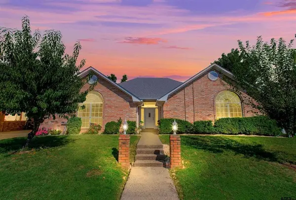 149 Pecan Street, Frankston, TX 75763