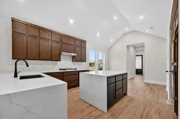 723 Sagebrush Trail, Sherman, TX 75092